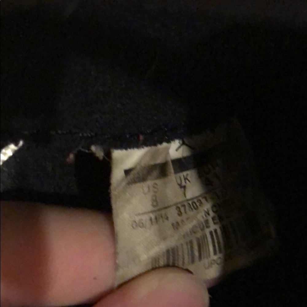 Jordan 11 - Picture 3 of 3